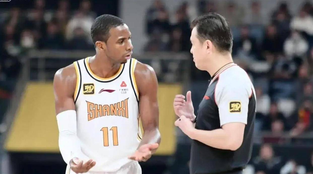 九游体育APP下载-本菲卡今夜单刀错失洛杉矶湖人扳平良机备战CBA常规赛，现场解说直呼：转折点浙江队篮板制胜的简单介绍